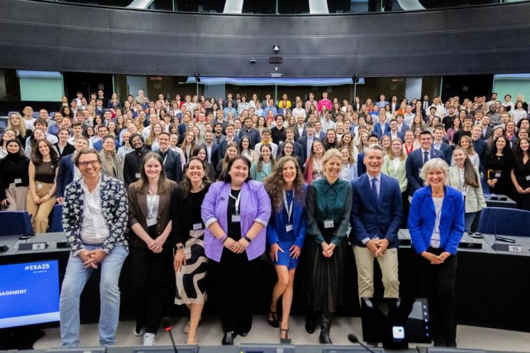 Assembleia Europeia de Estudantes 2026 em Estrasburgo Católica Porto Business School 2